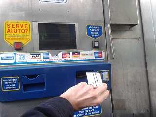 Foto: Italien Mautstation Automat, © Stefan Radner Italien Maut Automat