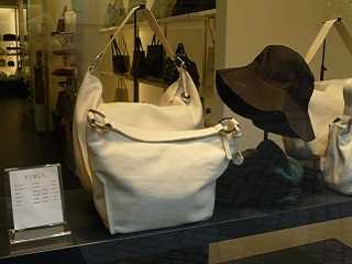 furla taschen shop italien