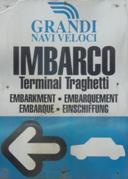 Genova Terminal Traghetti Einschiffung Imbarco Grandi Navi Veloci w