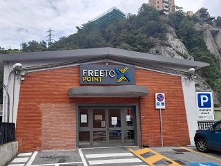 FREE TO X POINT