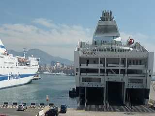 Foto: Genoa Terminal Traghetti ferries, © Stefan Radner Genoa ferry port